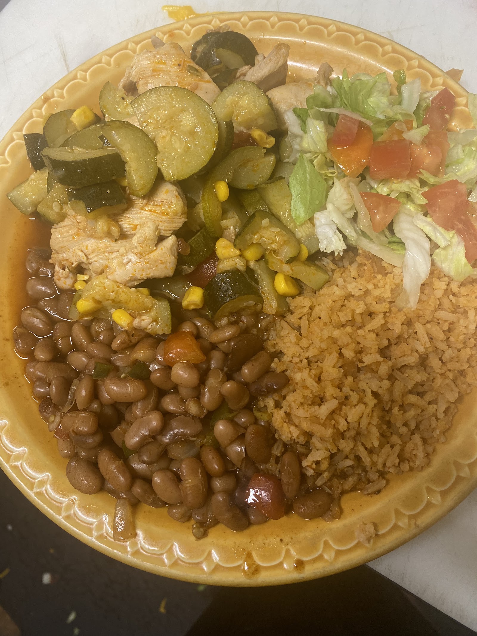 El Castillo Restaurante food and dining